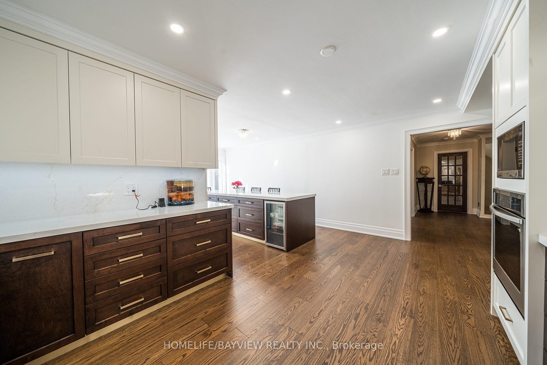 Photo 10 of 583 Velmar Drive, Vaughan, East Woodbridge — HOMEH