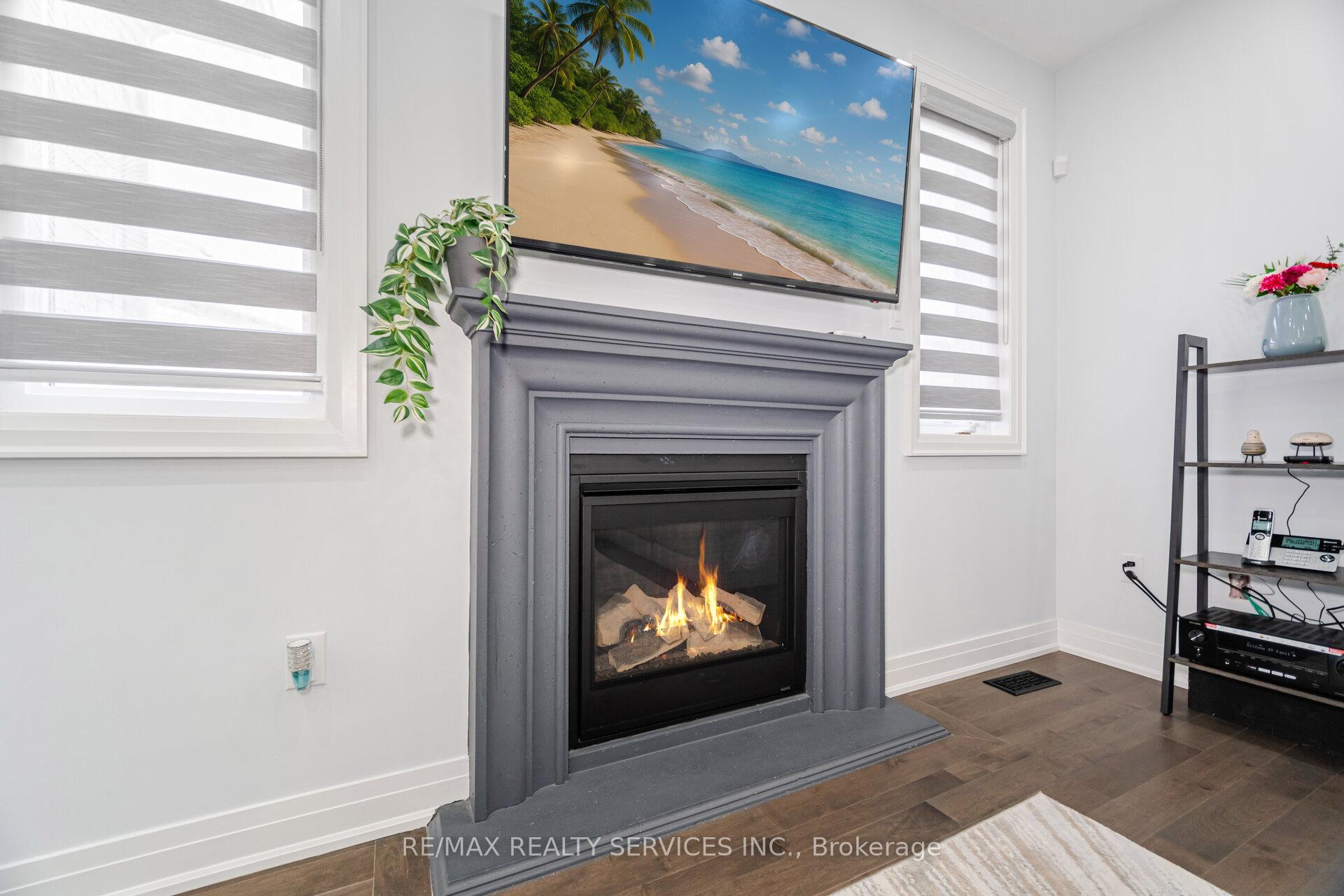 Photo 23 of 49 Puffin Crescent, Brampton, Sandringham-Wellington North — HOMEH