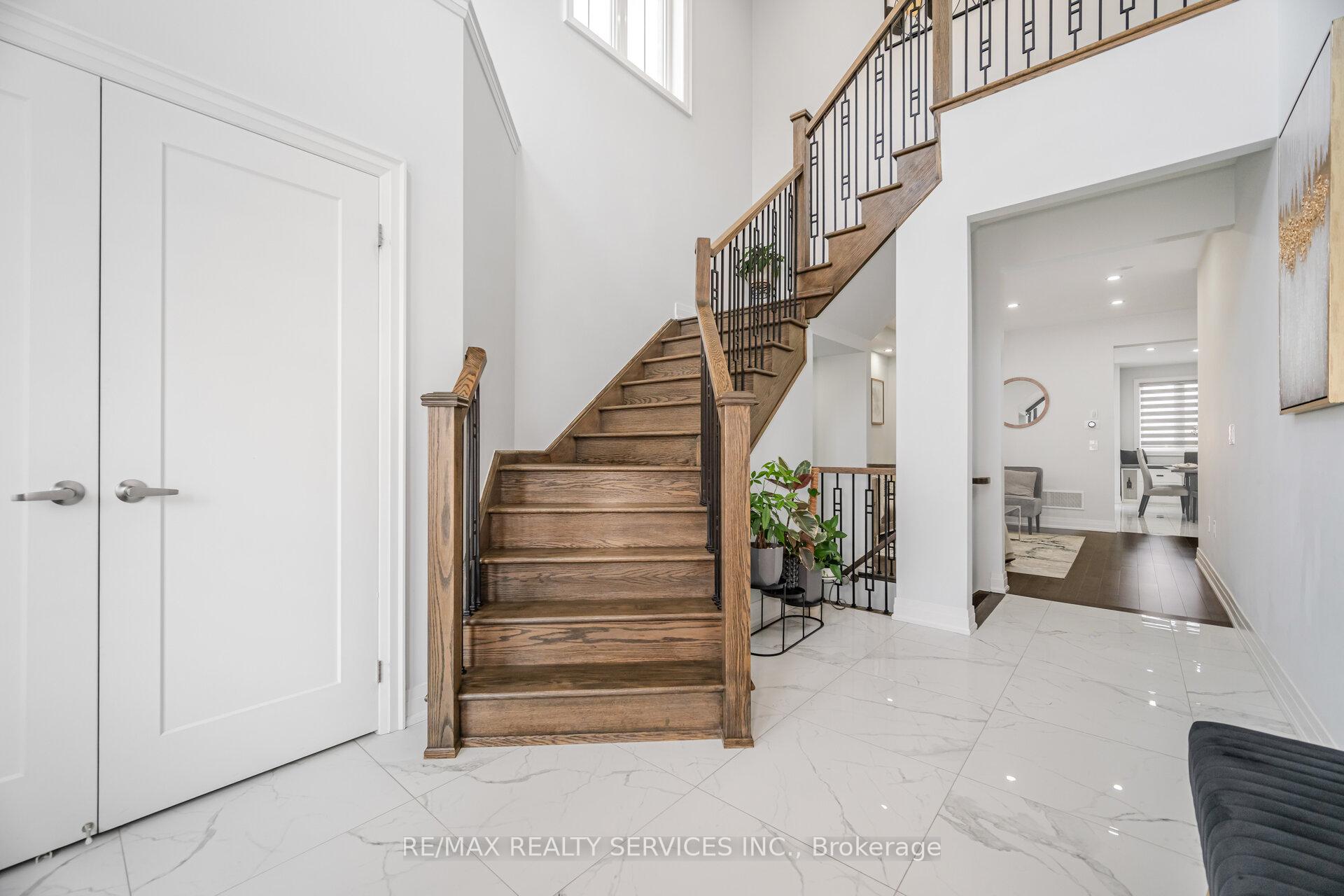 Photo 26 of 49 Puffin Crescent, Brampton, Sandringham-Wellington North — HOMEH
