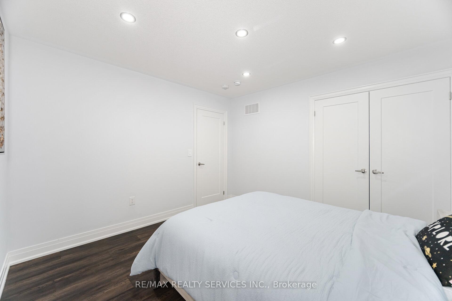 Photo 45 of 49 Puffin Crescent, Brampton, Sandringham-Wellington North — HOMEH
