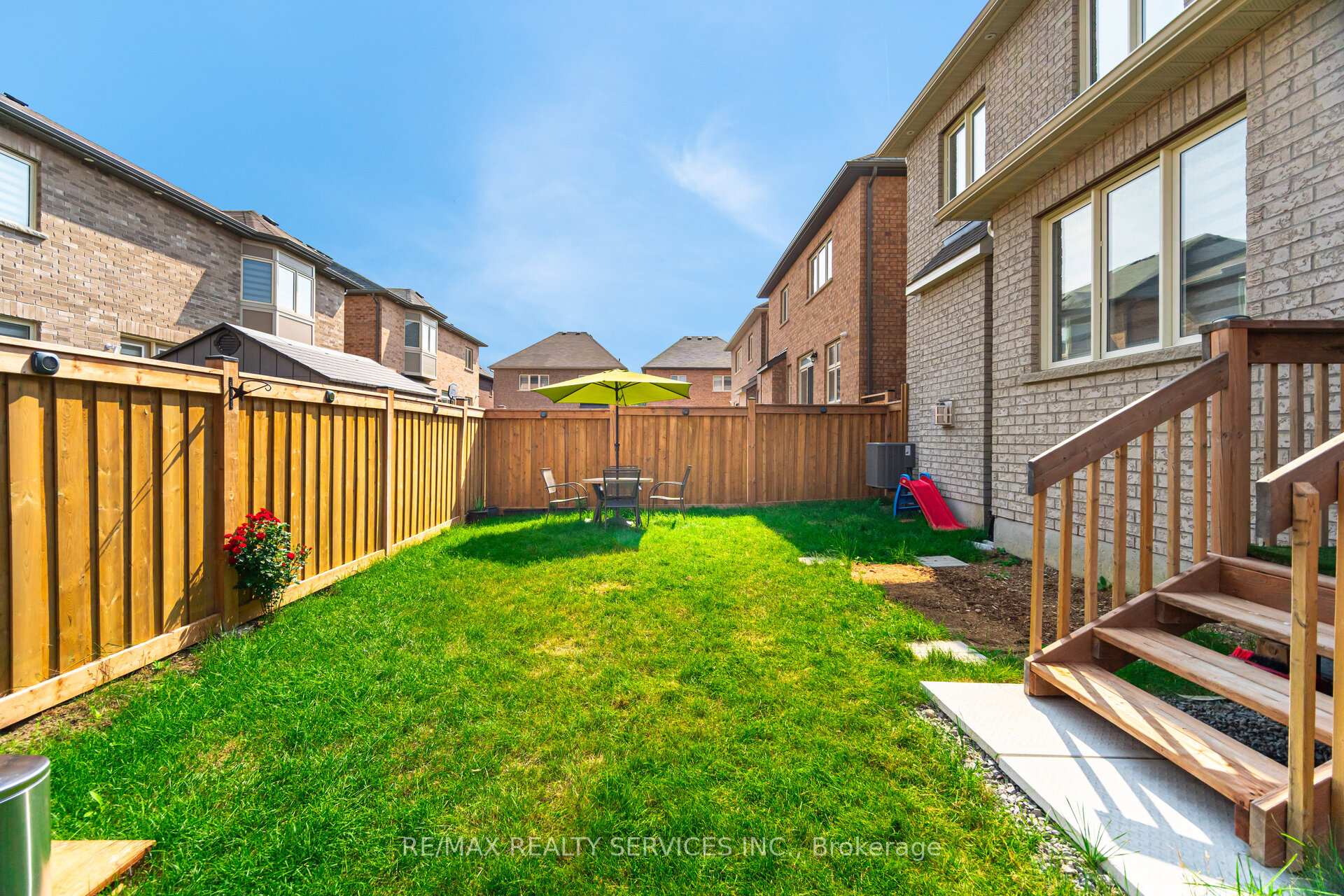 Photo 49 of 49 Puffin Crescent, Brampton, Sandringham-Wellington North — HOMEH