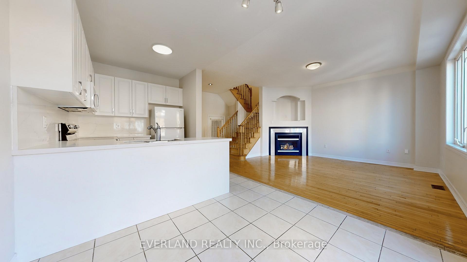 Photo 7 of 6 Planter Crescent, Vaughan, Vellore Village — HOMEH