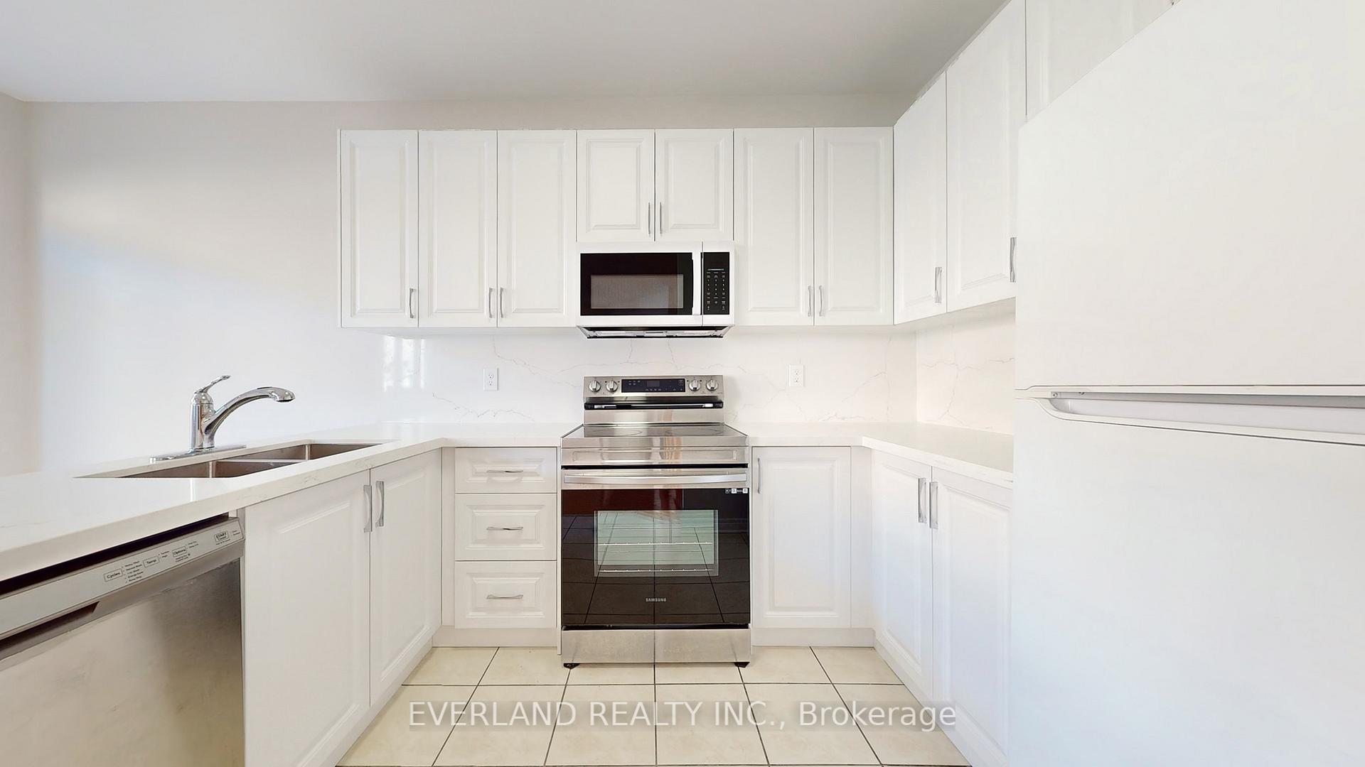Photo 10 of 6 Planter Crescent, Vaughan, Vellore Village — HOMEH
