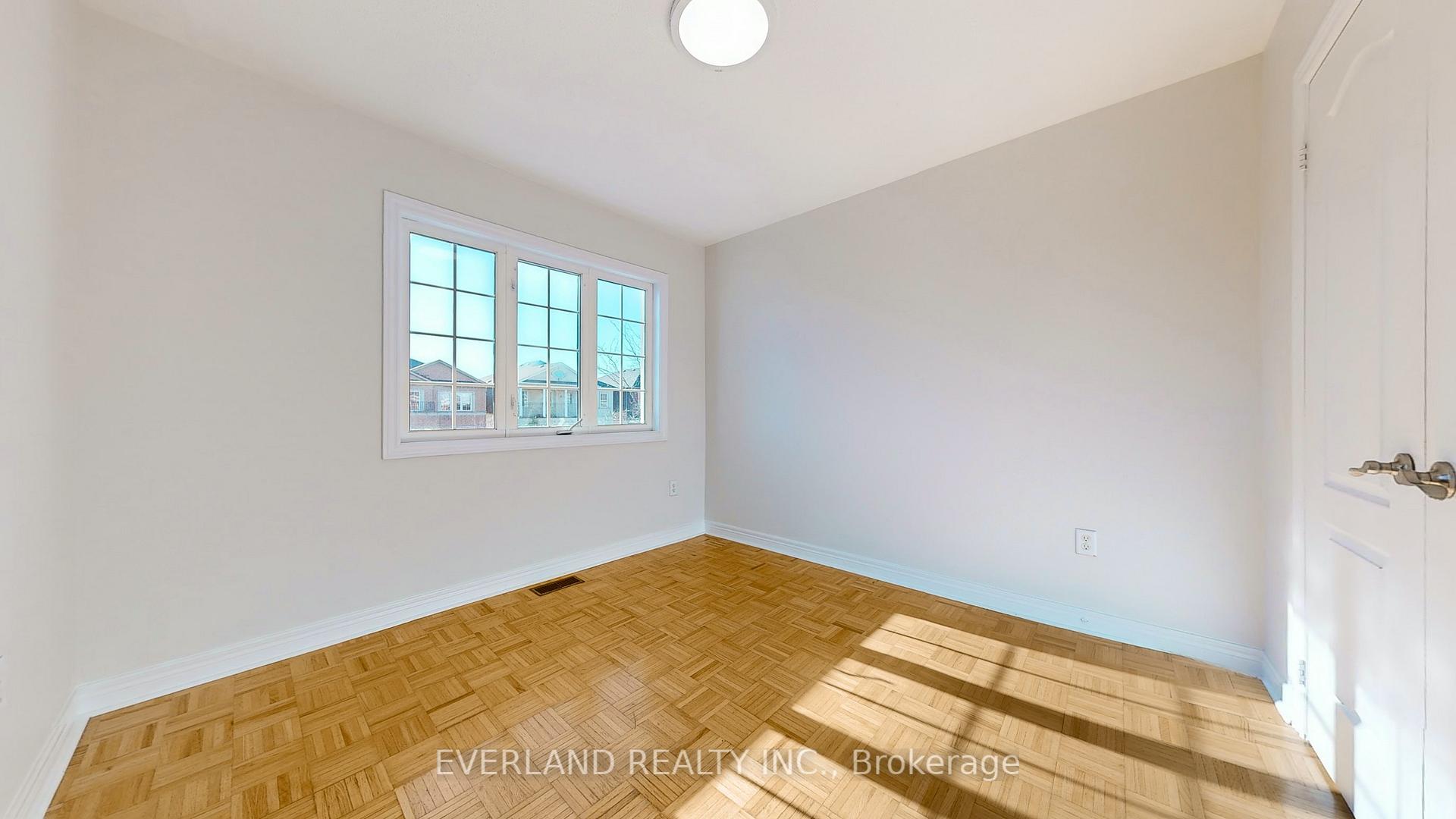 Photo 18 of 6 Planter Crescent, Vaughan, Vellore Village — HOMEH