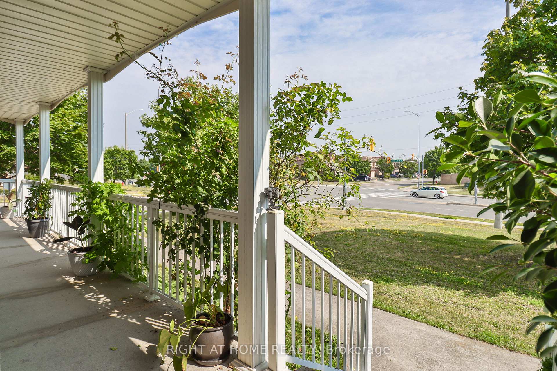 Photo 40 of 1 Eastview Gate, Brampton, Bram East — HOMEH