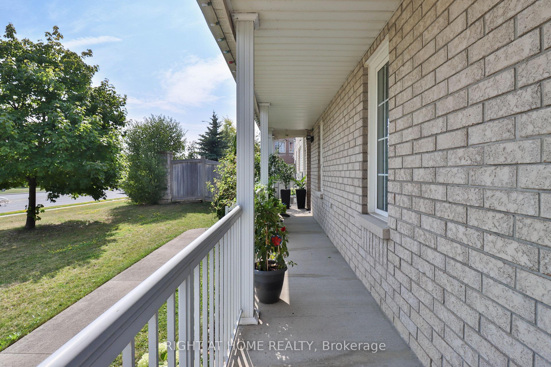 Photo 5 of 1 Eastview Gate, Brampton, Bram East — HOMEH