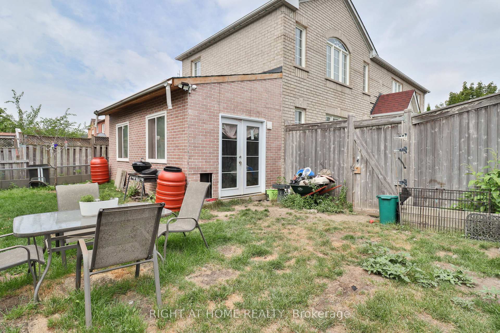 Photo 23 of 1 Eastview Gate, Brampton, Bram East — HOMEH