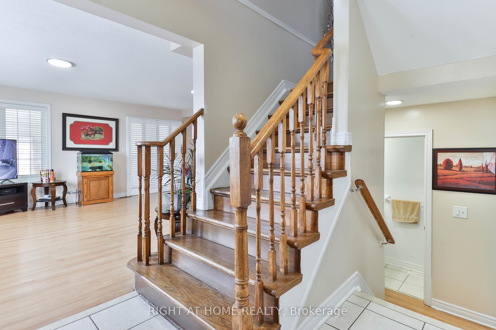 Photo 21 of 1 Eastview Gate, Brampton, Bram East — HOMEH