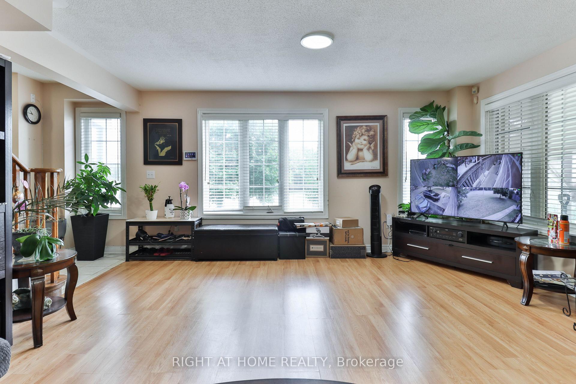 Photo 26 of 1 Eastview Gate, Brampton, Bram East — HOMEH
