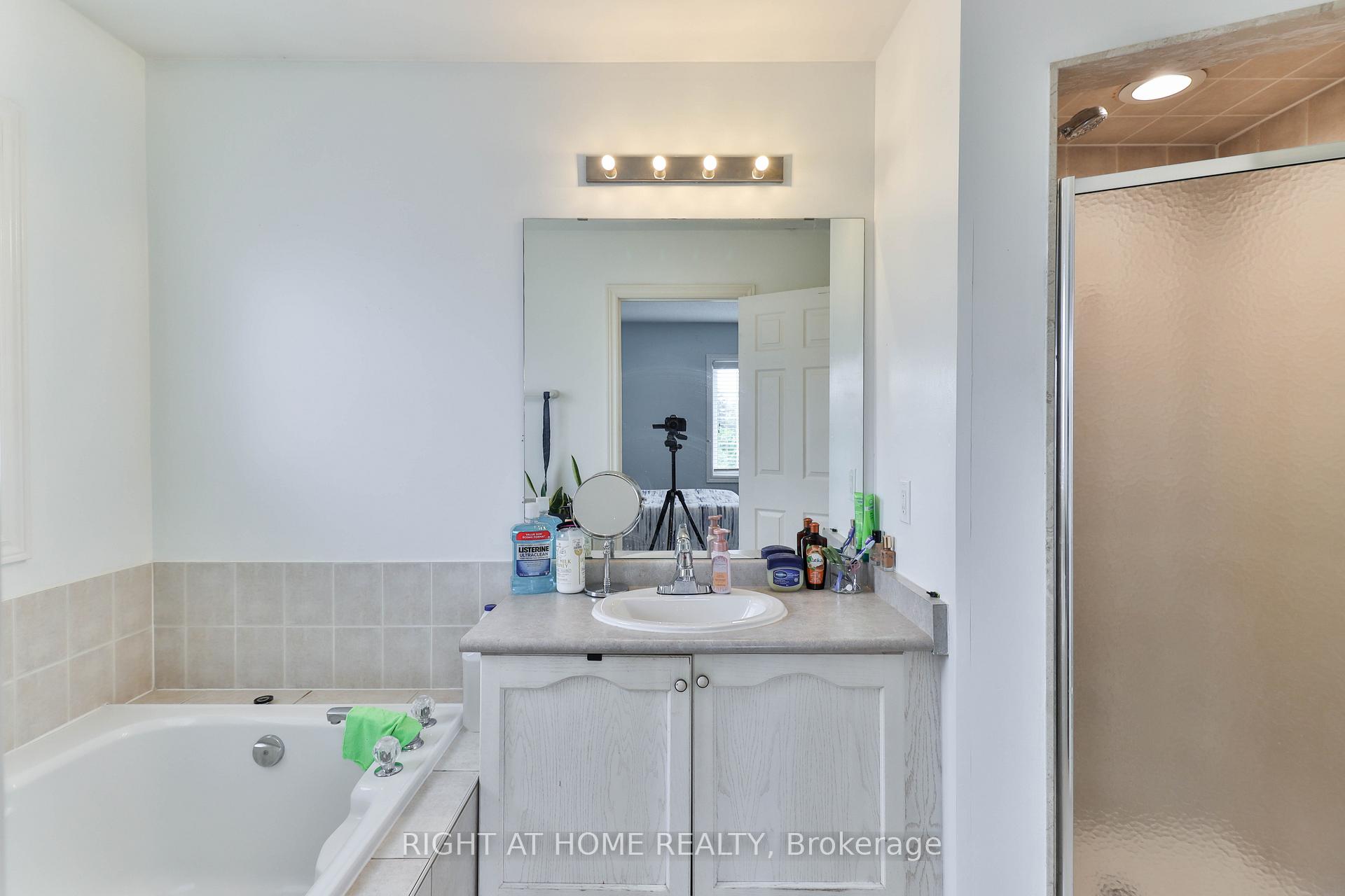 Photo 37 of 1 Eastview Gate, Brampton, Bram East — HOMEH
