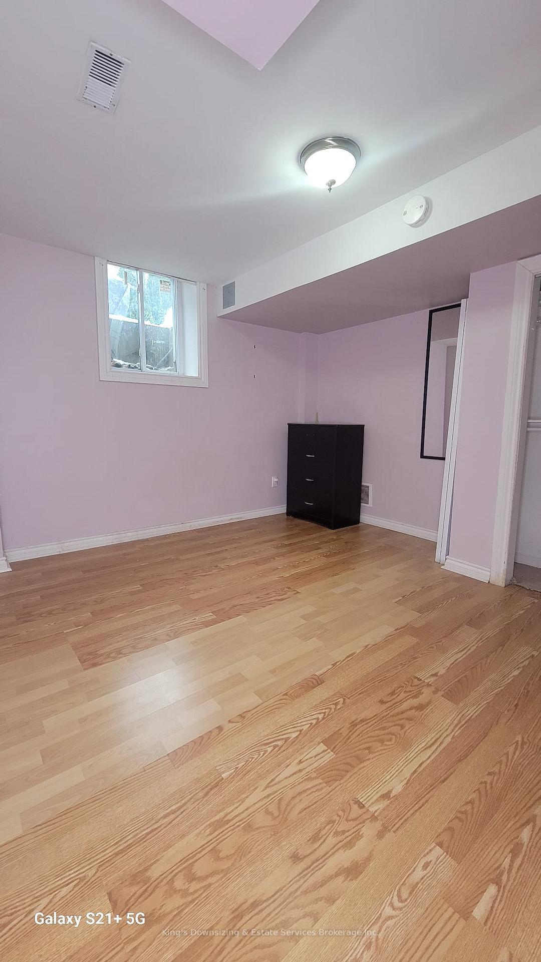 Photo 5 of Unit Basement - Bedroom #2, 1 Freshspring Drive, Brampton, Sandringham-Wellington — HOMEH