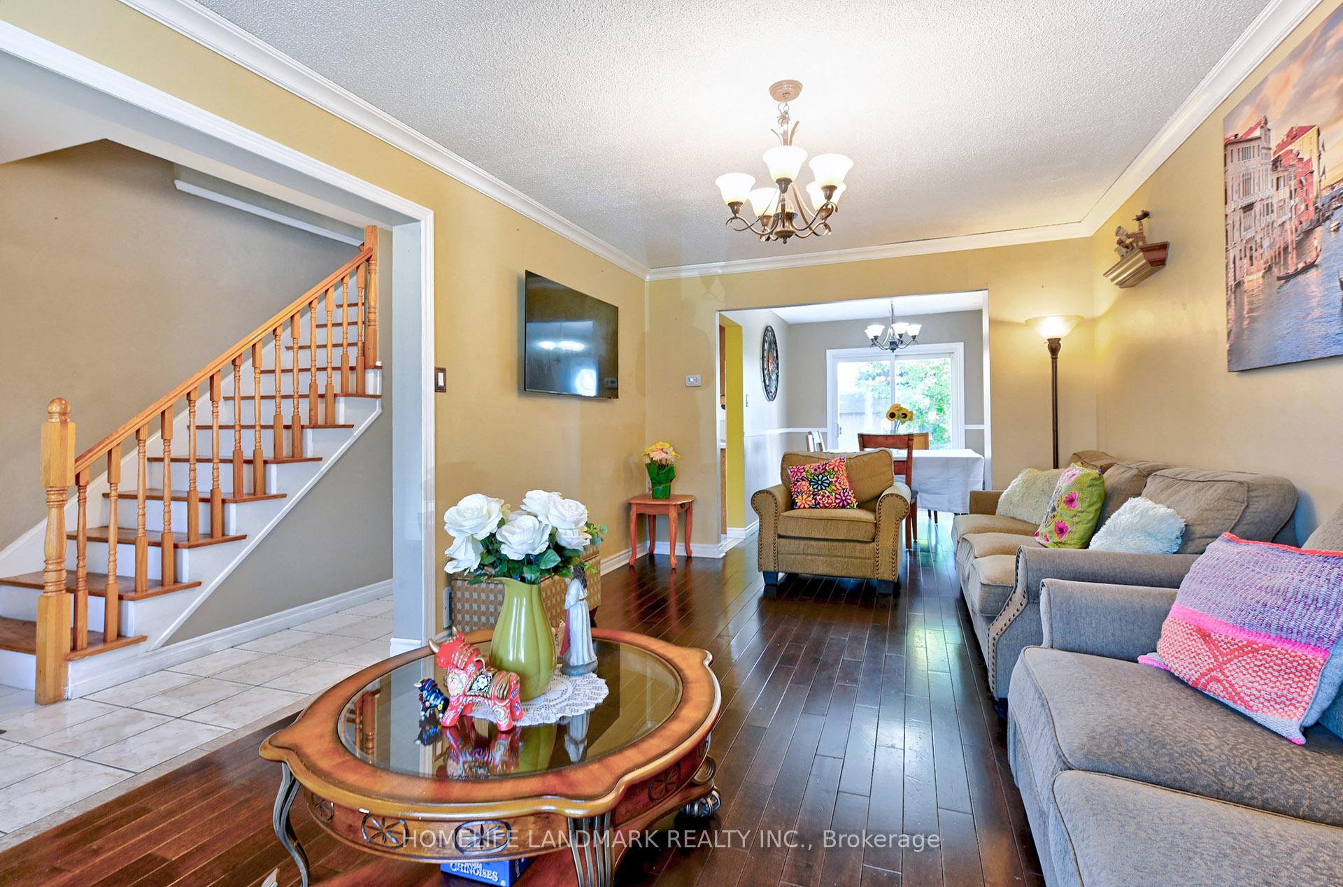Photo 5 of 67 Crawford Drive, Brampton, Madoc — HOMEH
