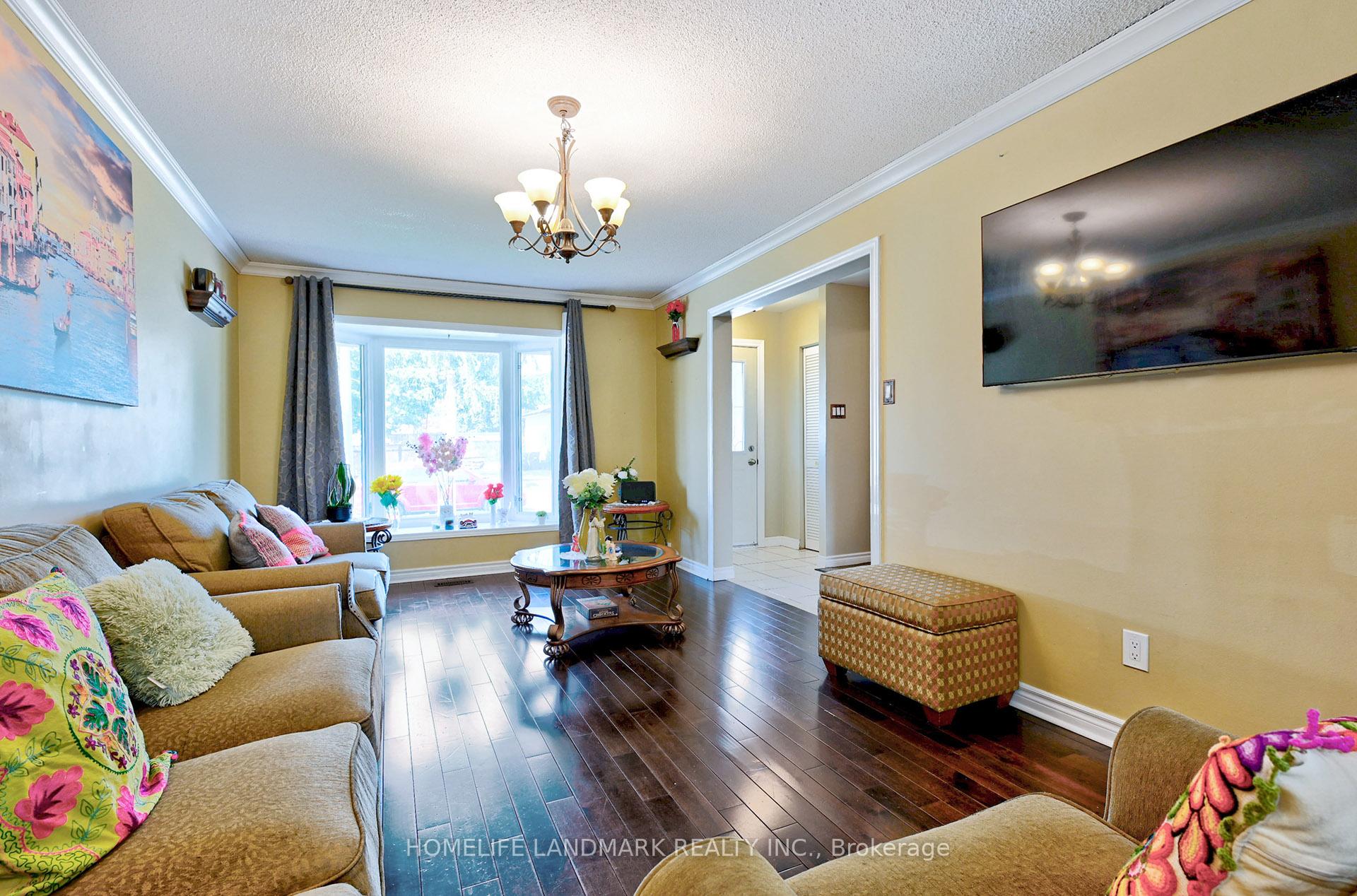 Photo 7 of 67 Crawford Drive, Brampton, Madoc — HOMEH
