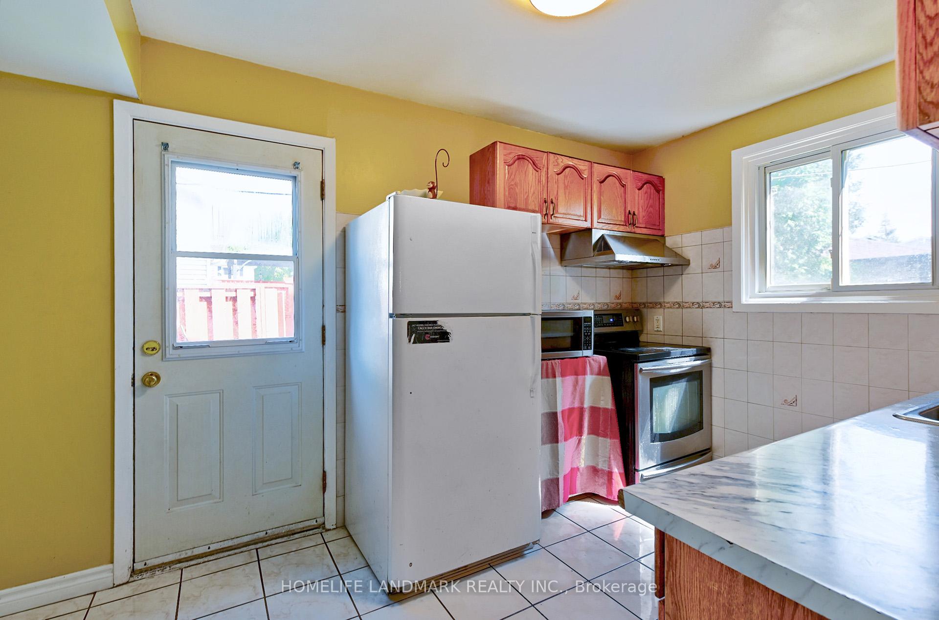 Photo 10 of 67 Crawford Drive, Brampton, Madoc — HOMEH