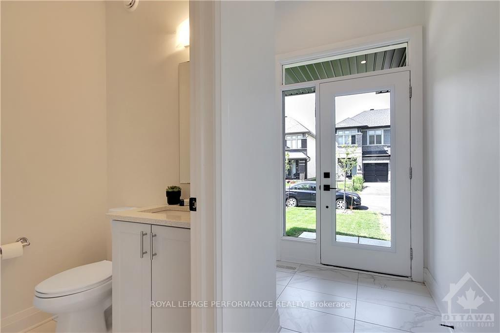 Photo 13 of 721 Capricorn Circle, Ottawa, Riverside South/Gloucester Glen — HOMEH