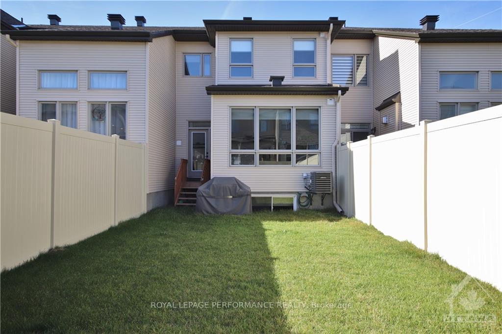 Photo 27 of 721 Capricorn Circle, Ottawa, Riverside South/Gloucester Glen — HOMEH