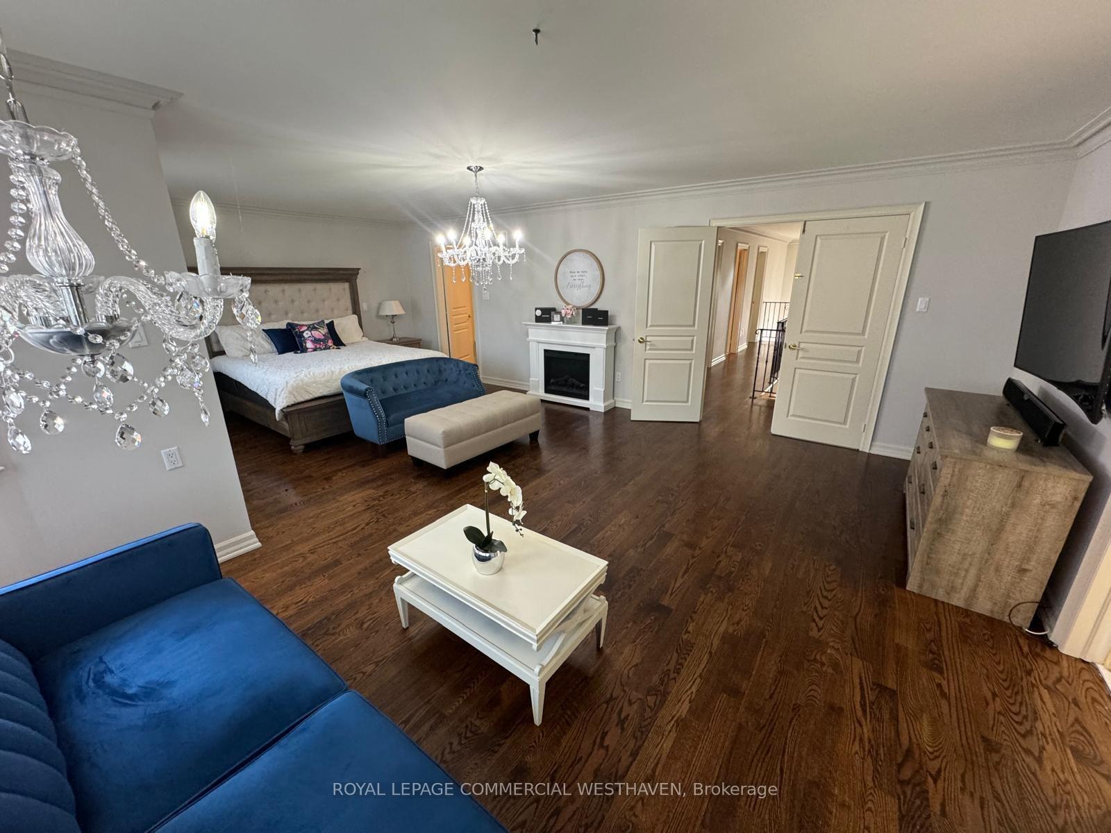 Photo 12 of 36 Cartwright Boulevard, Vaughan, East Woodbridge — HOMEH