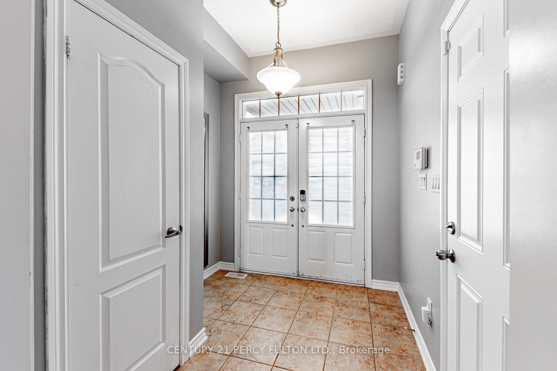 Photo 5 of 11 Gamble Drive, Ajax, Northeast Ajax — HOMEH