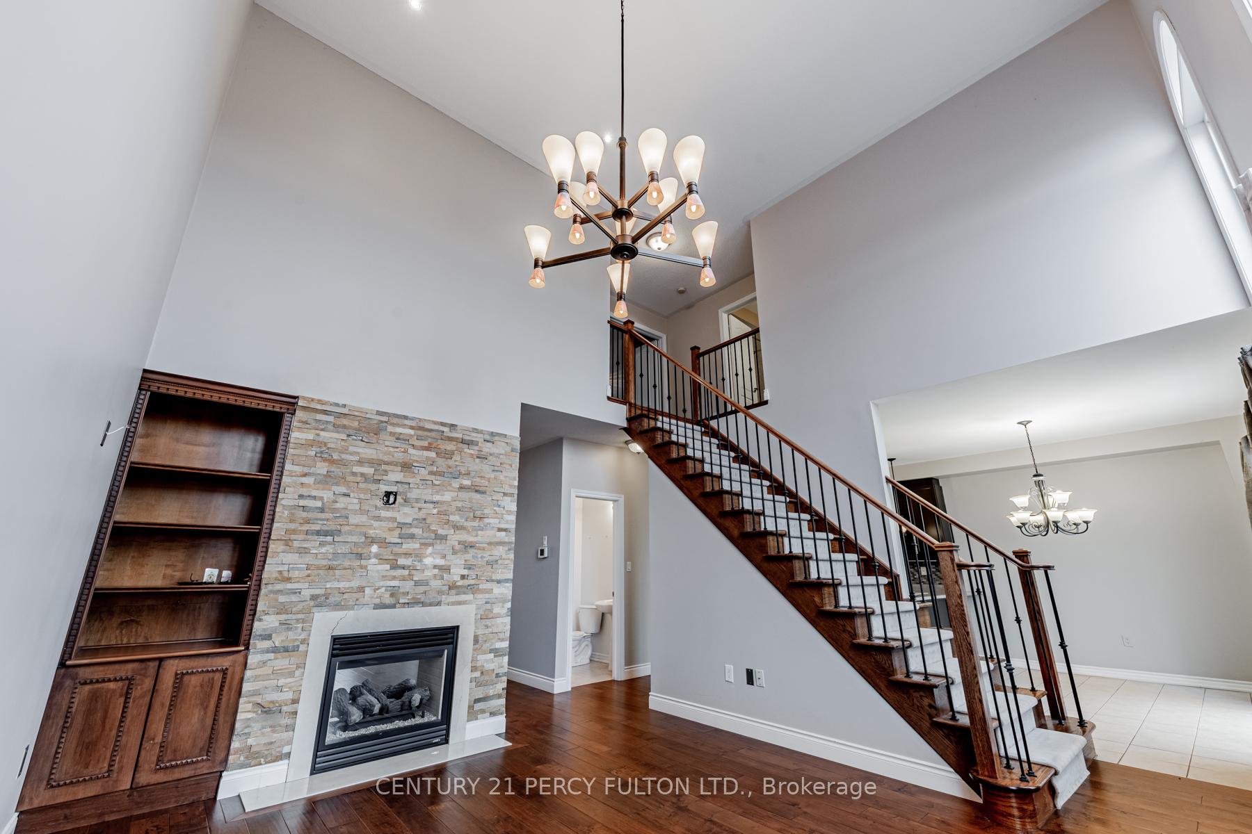 Photo 8 of 11 Gamble Drive, Ajax, Northeast Ajax — HOMEH