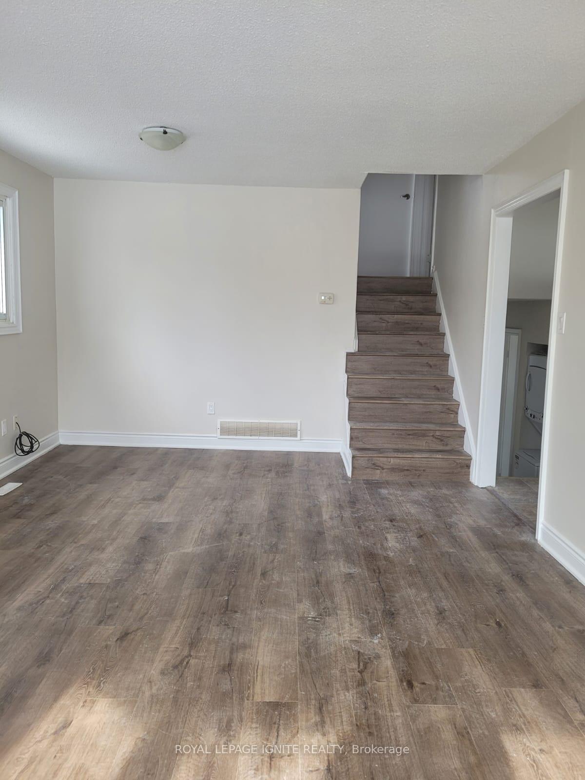Photo 9 of 26 Carberry Crescent, Brampton, Madoc — HOMEH
