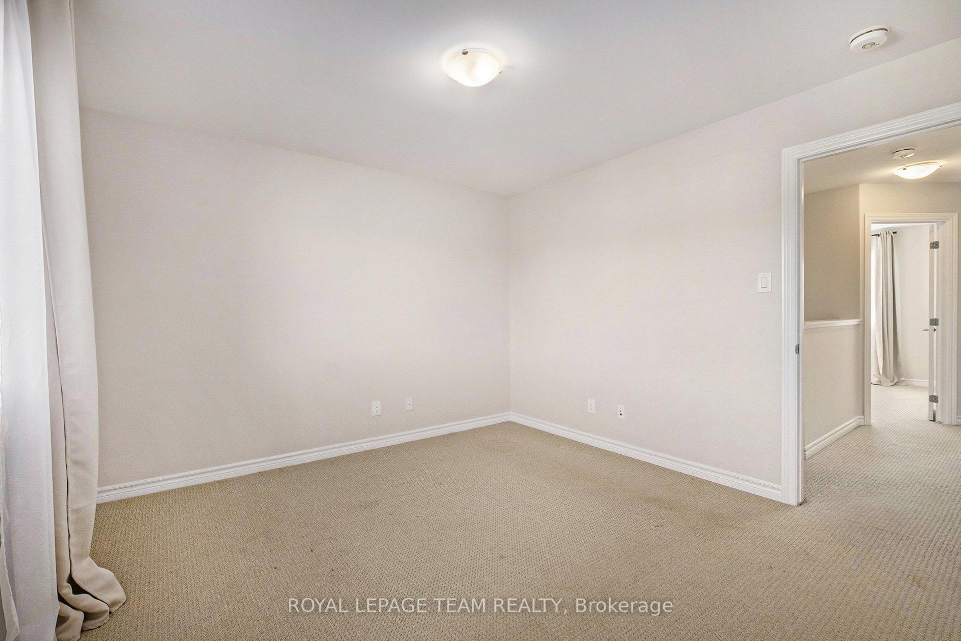 Photo 16 of 130 Wabikon Crescent, Ottawa, Blossom Park/Kemp Park/Findlay Creek — HOMEH