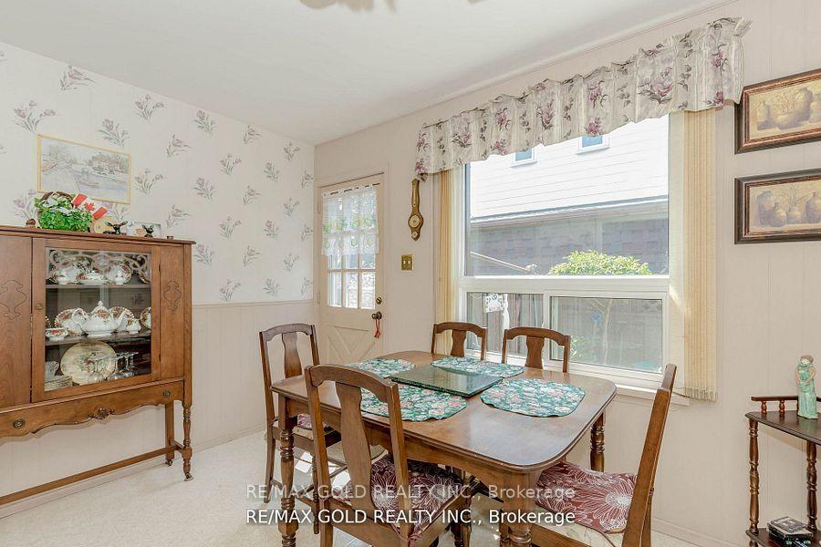 Photo 14 of 31 Fallingdale Crescent, Brampton, Southgate — HOMEH