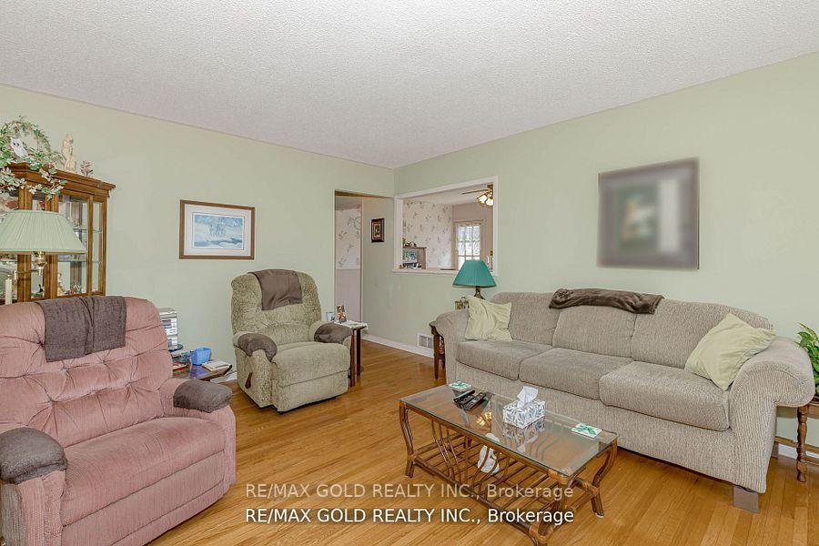 Photo 18 of 31 Fallingdale Crescent, Brampton, Southgate — HOMEH