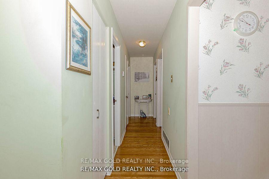 Photo 21 of 31 Fallingdale Crescent, Brampton, Southgate — HOMEH