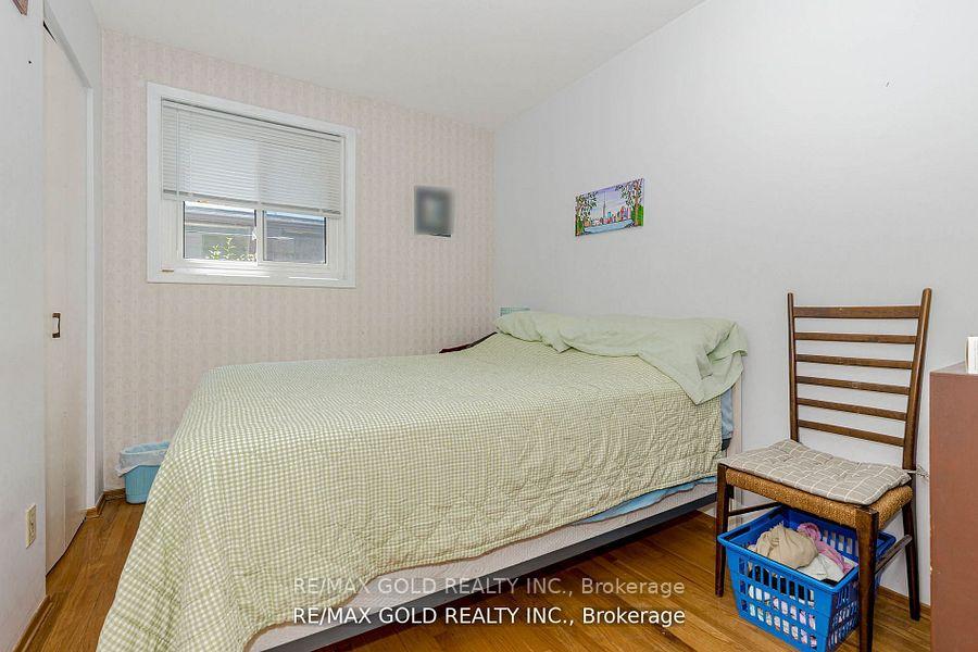 Photo 22 of 31 Fallingdale Crescent, Brampton, Southgate — HOMEH