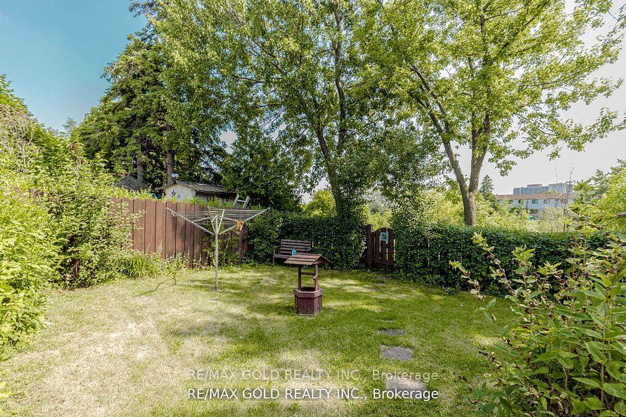Photo 39 of 31 Fallingdale Crescent, Brampton, Southgate — HOMEH