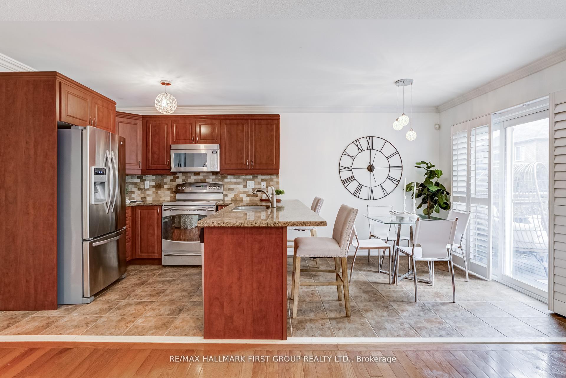 Photo 11 of 40 Galea Drive, Ajax, Central East — HOMEH