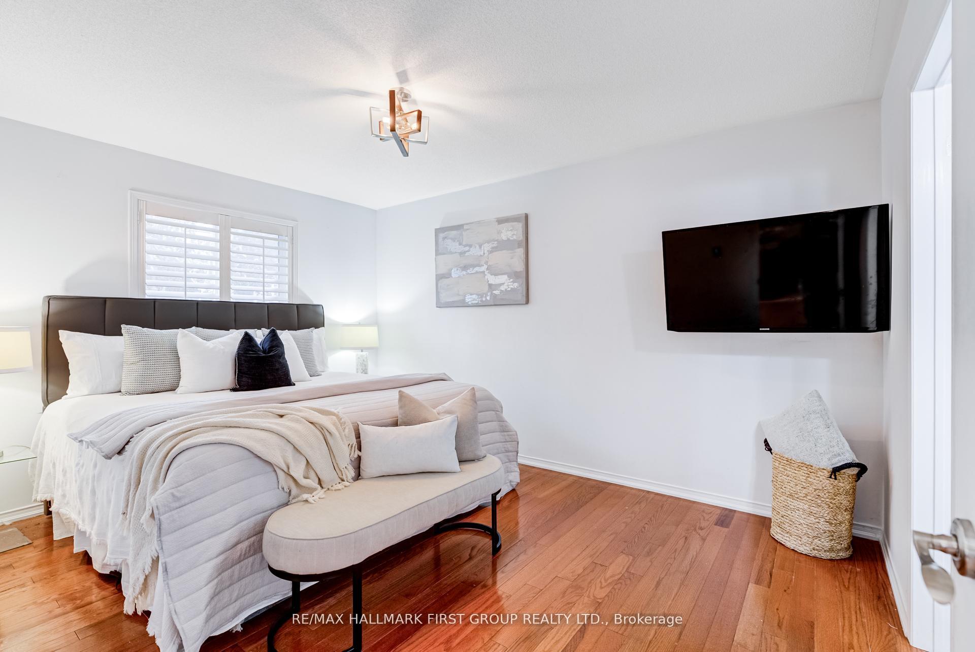 Photo 13 of 40 Galea Drive, Ajax, Central East — HOMEH