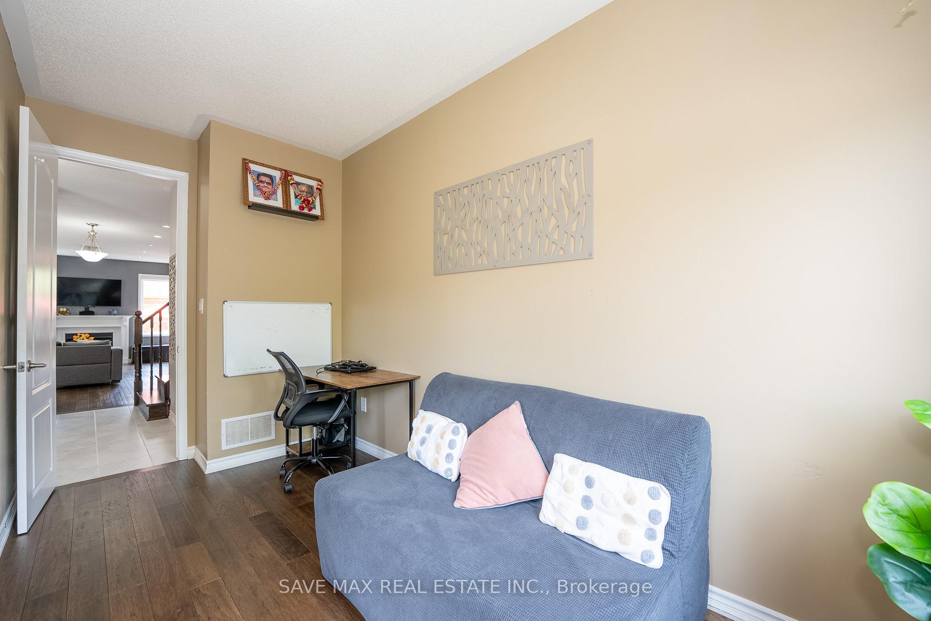Photo 11 of 30 Polstar Road, Brampton, Northwest Brampton — HOMEH