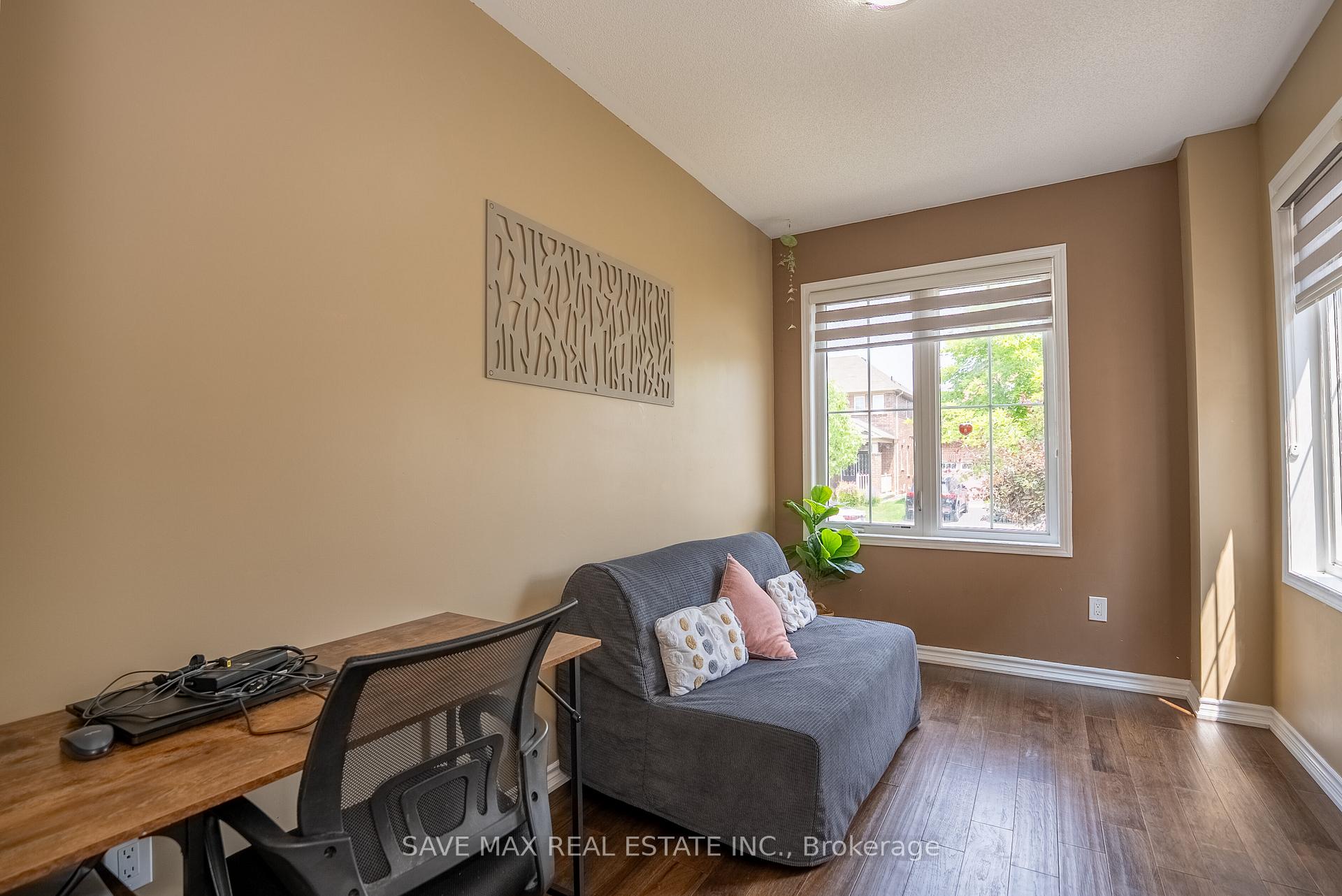 Photo 12 of 30 Polstar Road, Brampton, Northwest Brampton — HOMEH