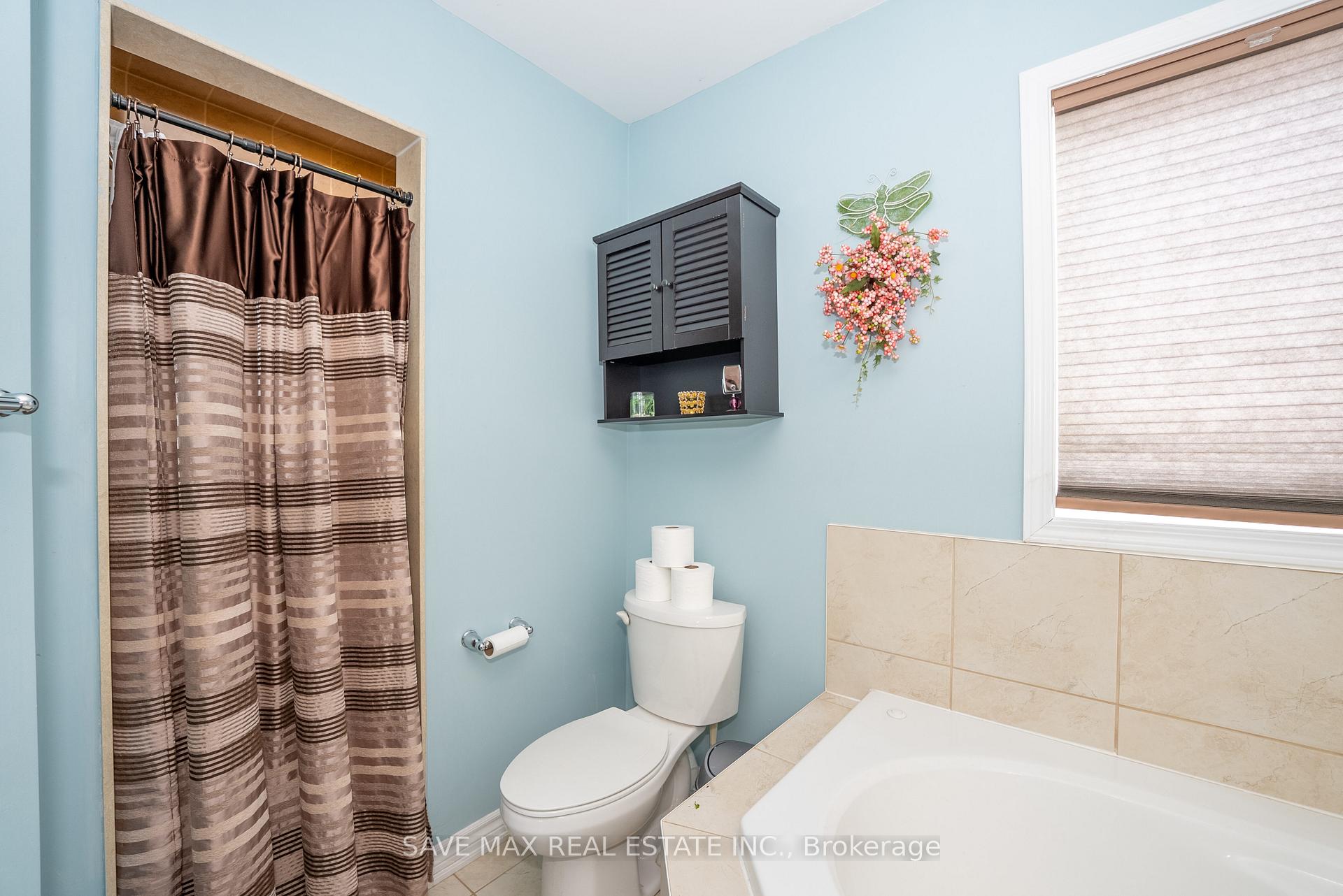 Photo 16 of 30 Polstar Road, Brampton, Northwest Brampton — HOMEH