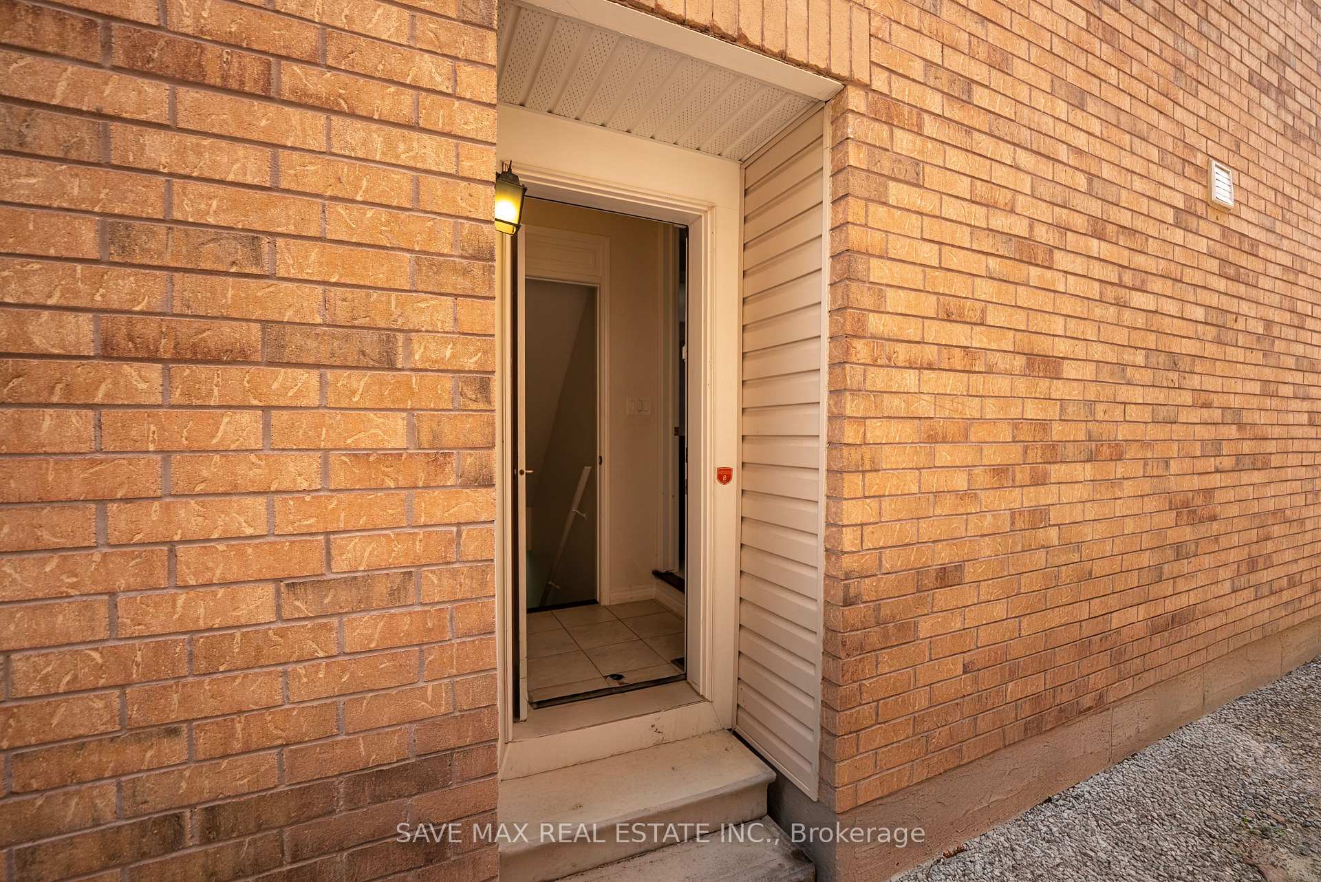 Photo 22 of 30 Polstar Road, Brampton, Northwest Brampton — HOMEH
