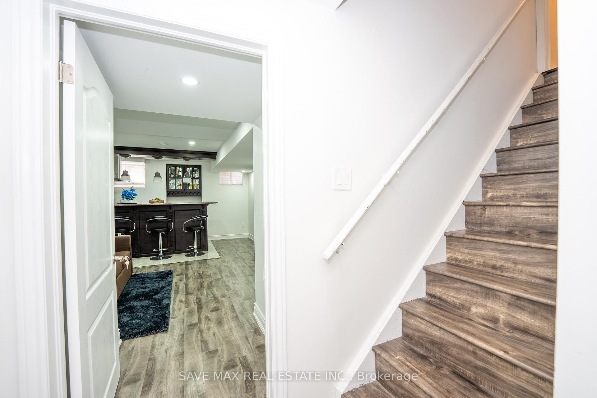 Photo 23 of 30 Polstar Road, Brampton, Northwest Brampton — HOMEH