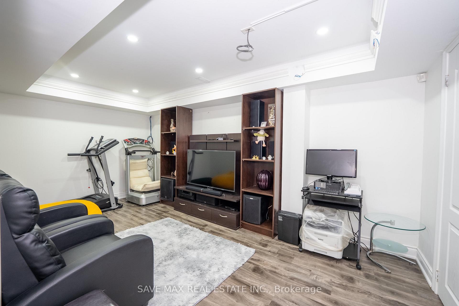 Photo 25 of 30 Polstar Road, Brampton, Northwest Brampton — HOMEH