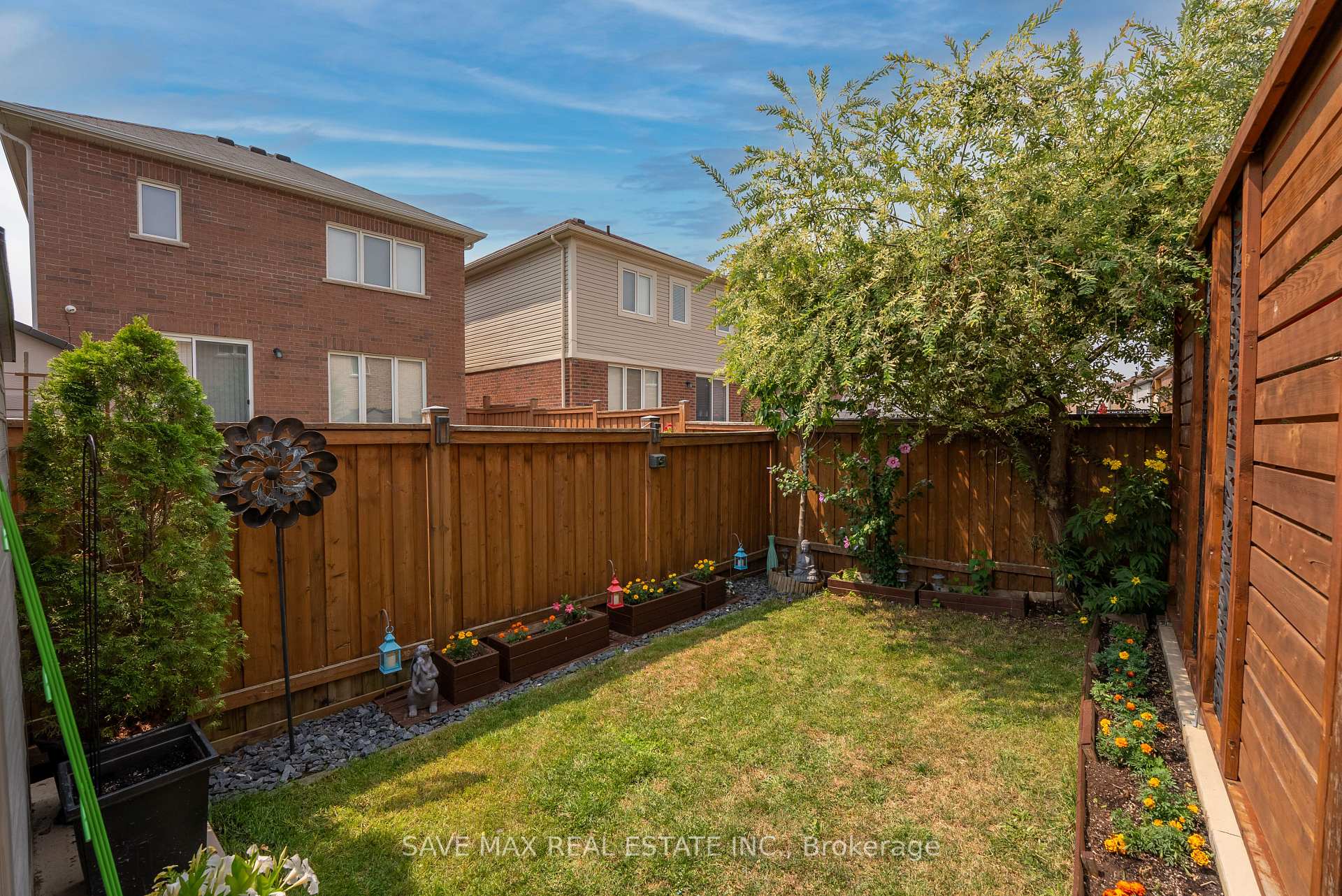 Photo 33 of 30 Polstar Road, Brampton, Northwest Brampton — HOMEH