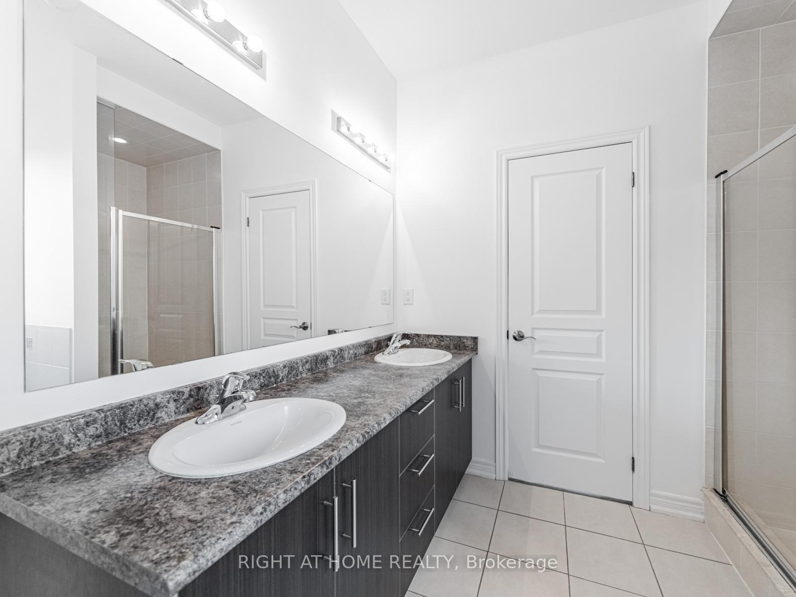 Photo 30 of 9 Lisson Crescent, Brampton, Credit Valley — HOMEH