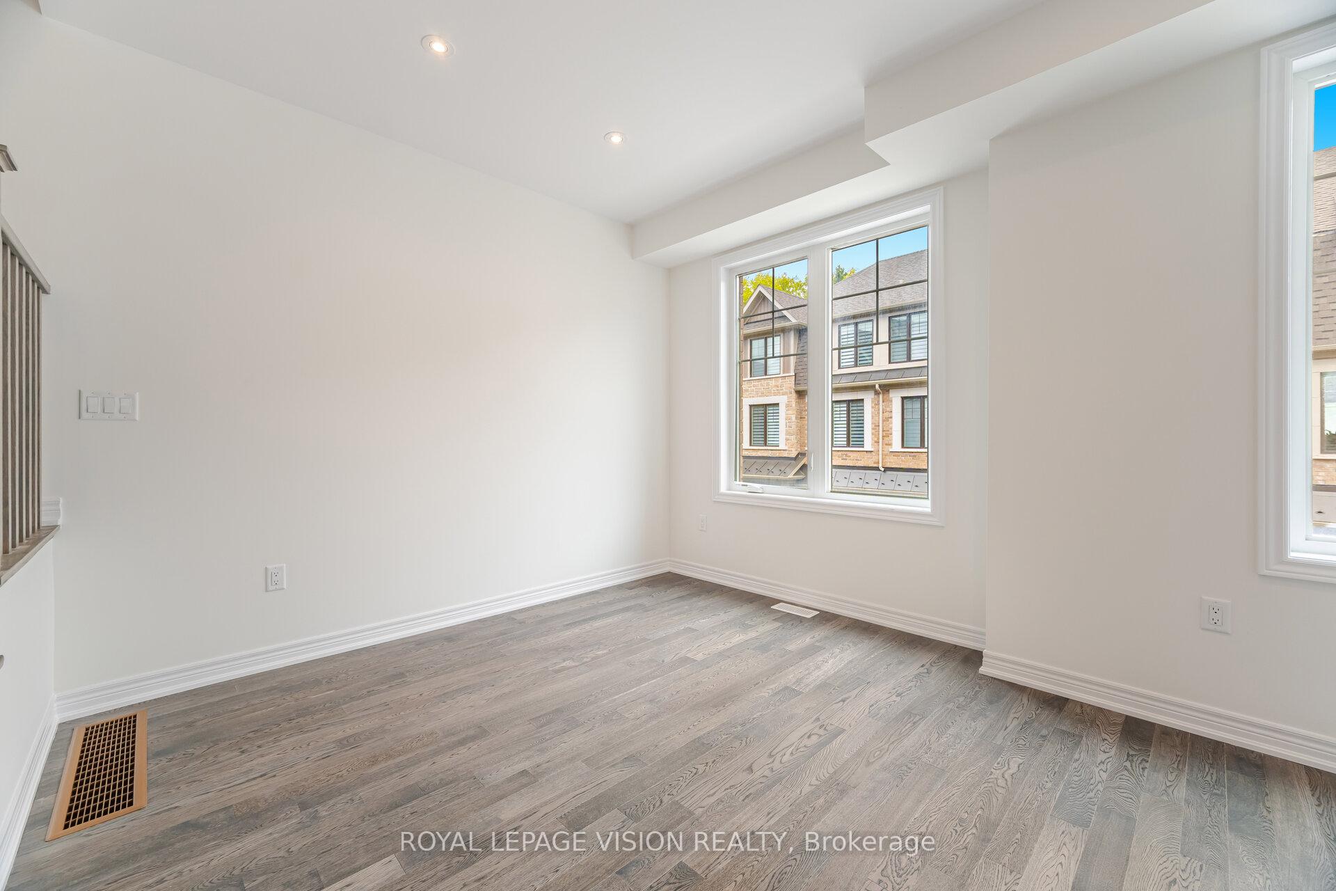 Photo 6 of 38 Folcroft Street, Brampton, Credit Valley — HOMEH
