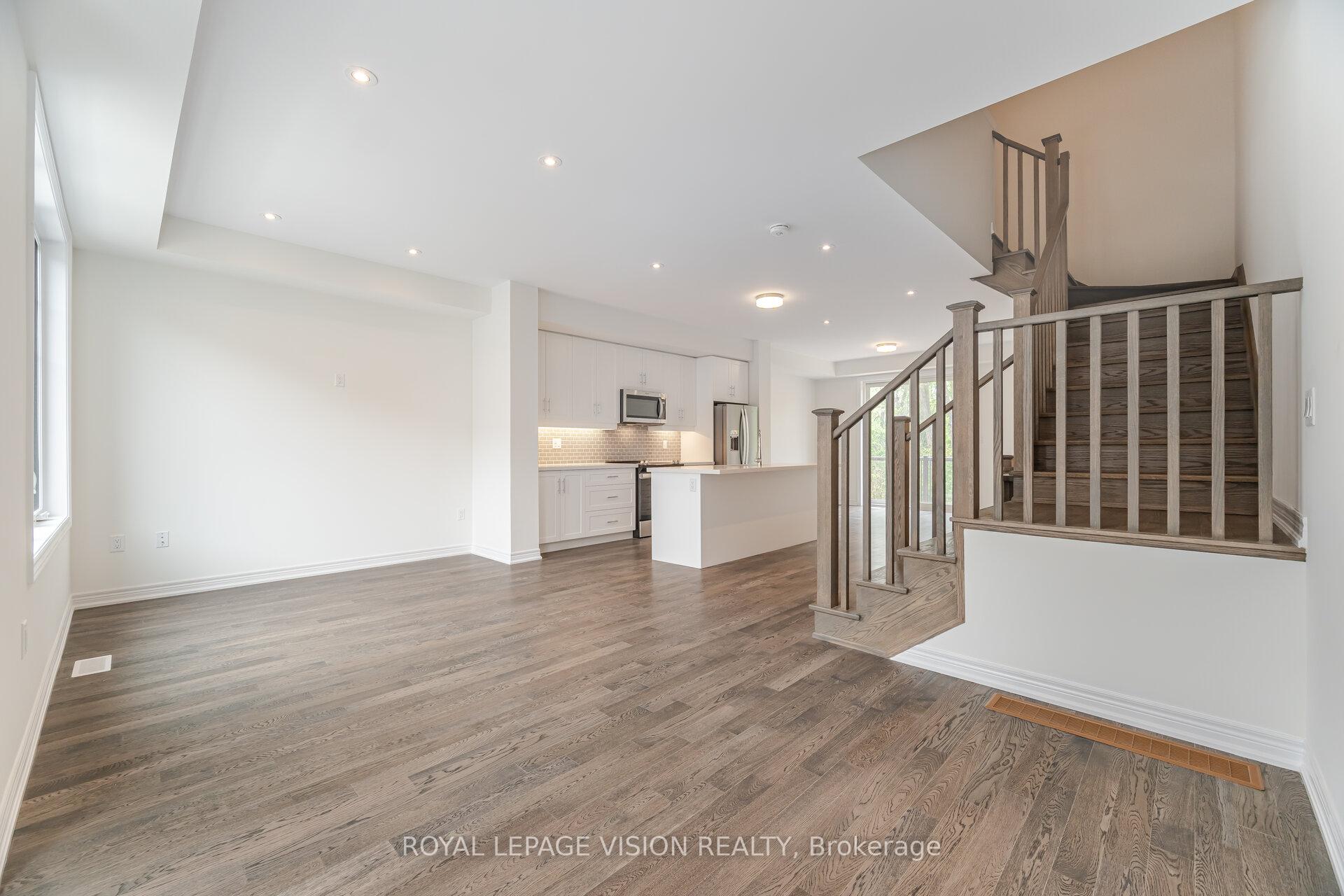 Photo 10 of 38 Folcroft Street, Brampton, Credit Valley — HOMEH