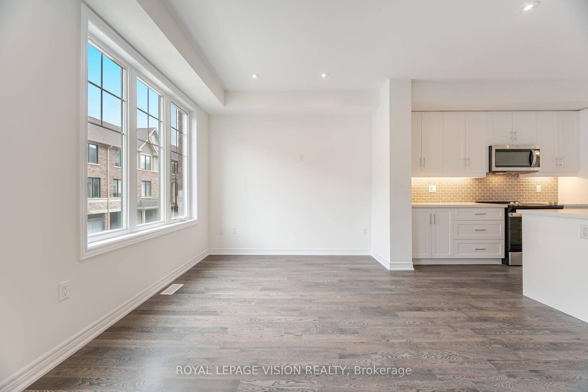 Photo 8 of 38 Folcroft Street, Brampton, Credit Valley — HOMEH