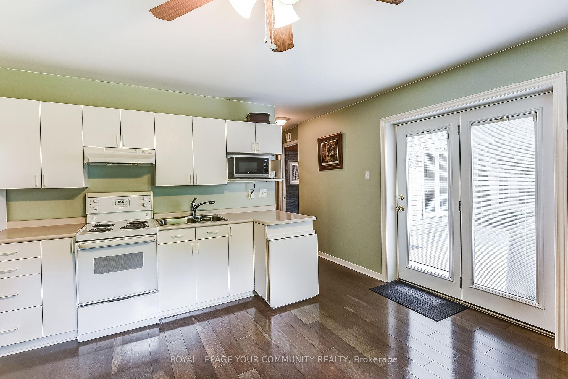 Photo 26 of 101 Walton Drive, Aurora, Aurora Village — HOMEH