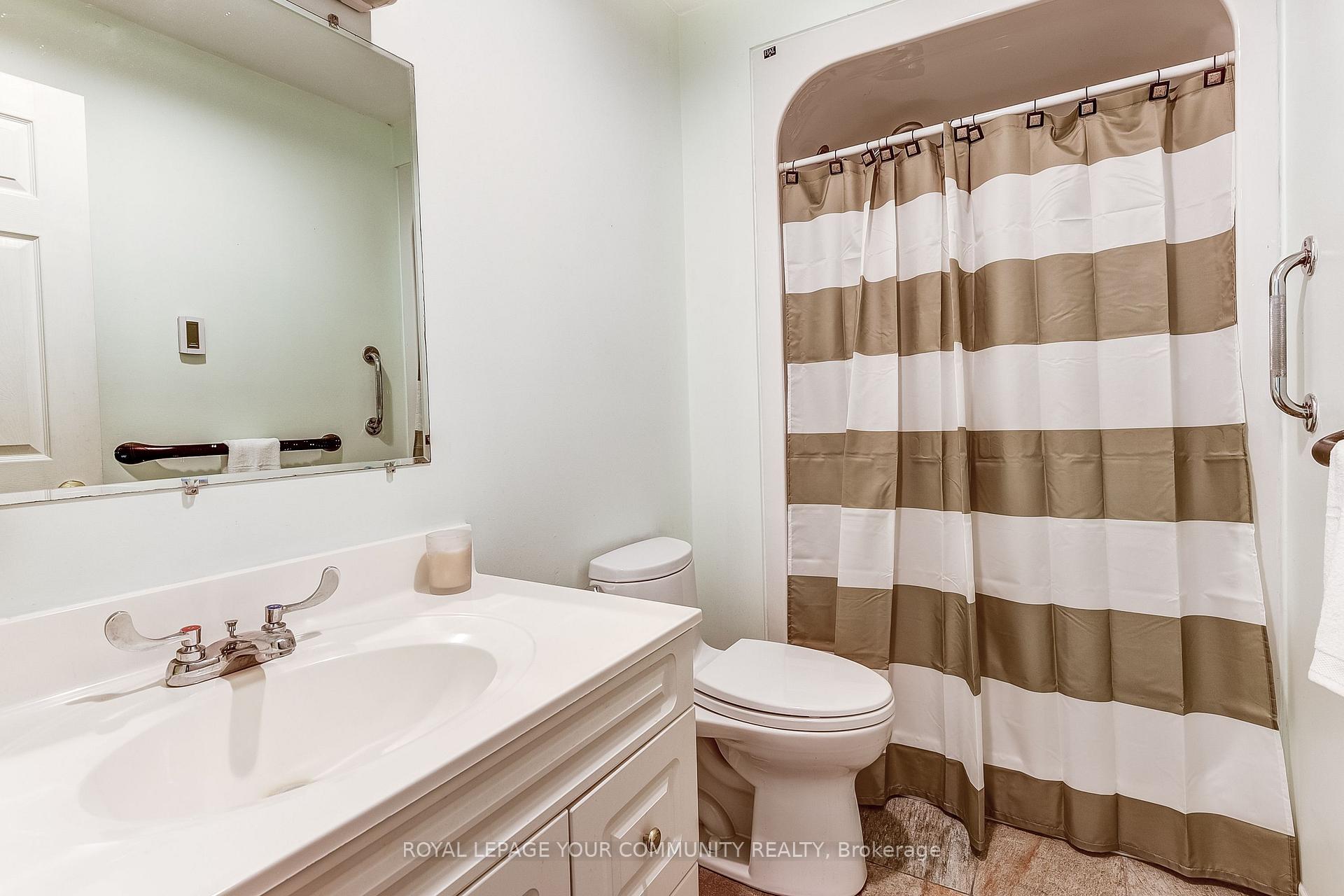 Photo 25 of 101 Walton Drive, Aurora, Aurora Village — HOMEH