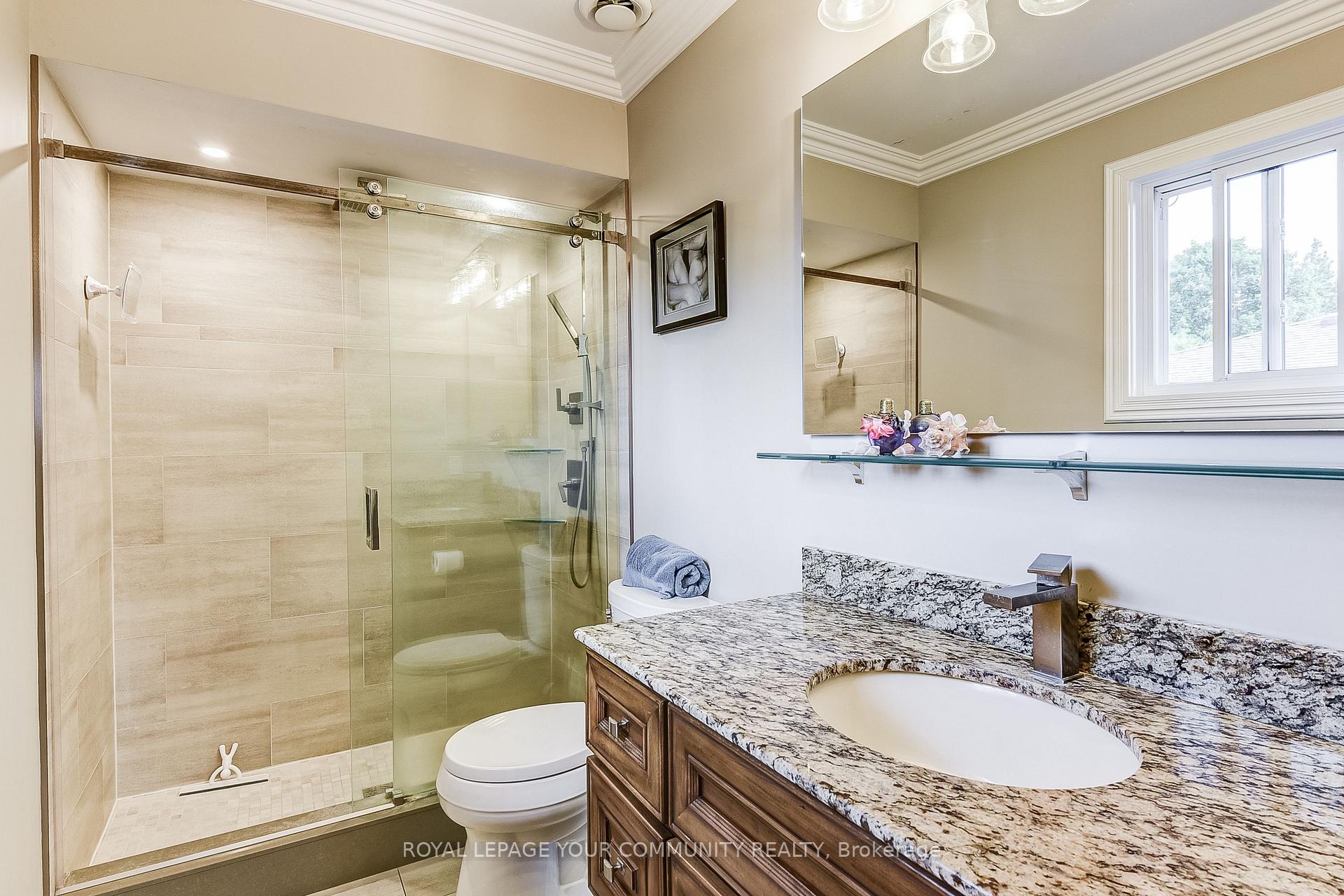 Photo 32 of 101 Walton Drive, Aurora, Aurora Village — HOMEH