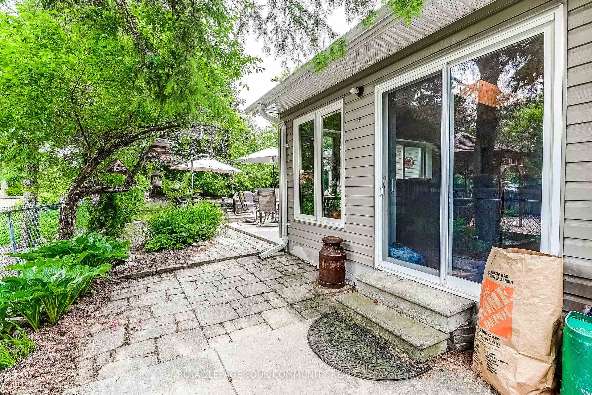 Photo 45 of 101 Walton Drive, Aurora, Aurora Village — HOMEH