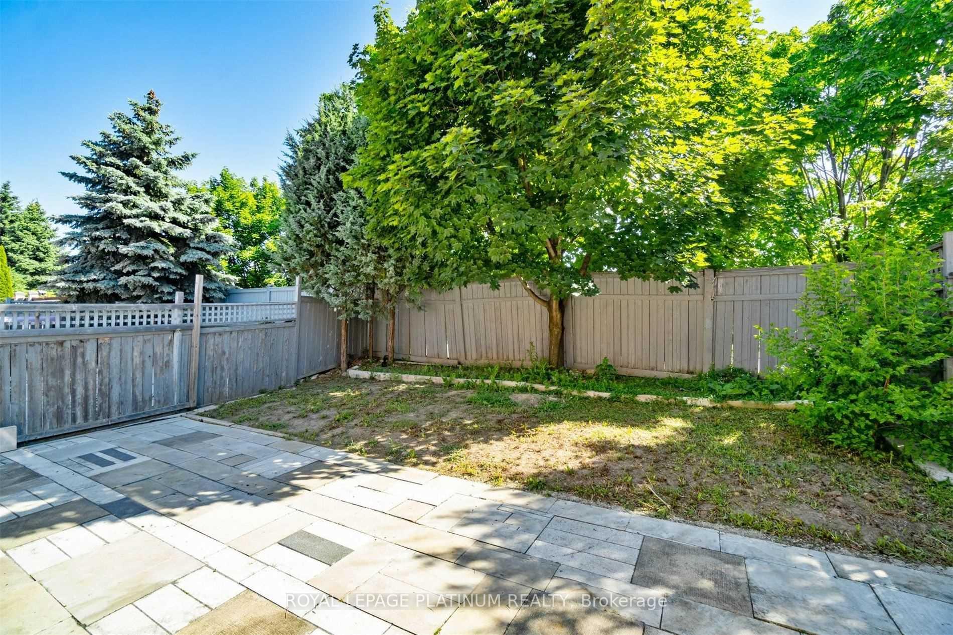 Photo 1 of 47 Quail Feather Crescent, Brampton, Sandringham-Wellington — HOMEH