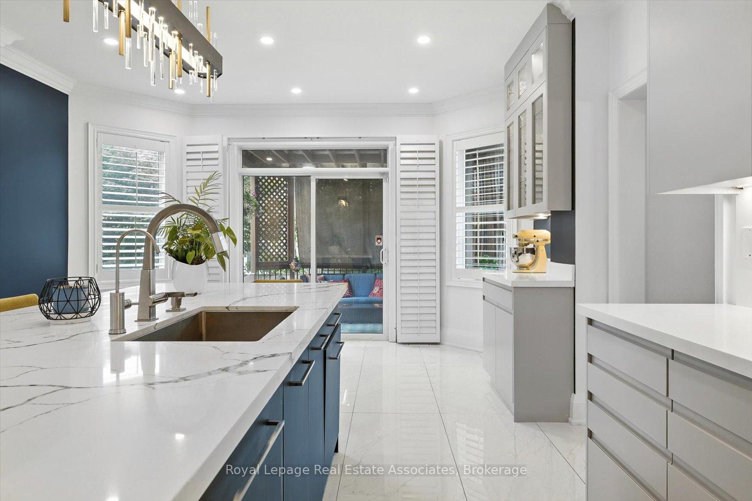 Photo 9 of 27 Grouse Lane, Brampton, Bram West — HOMEH