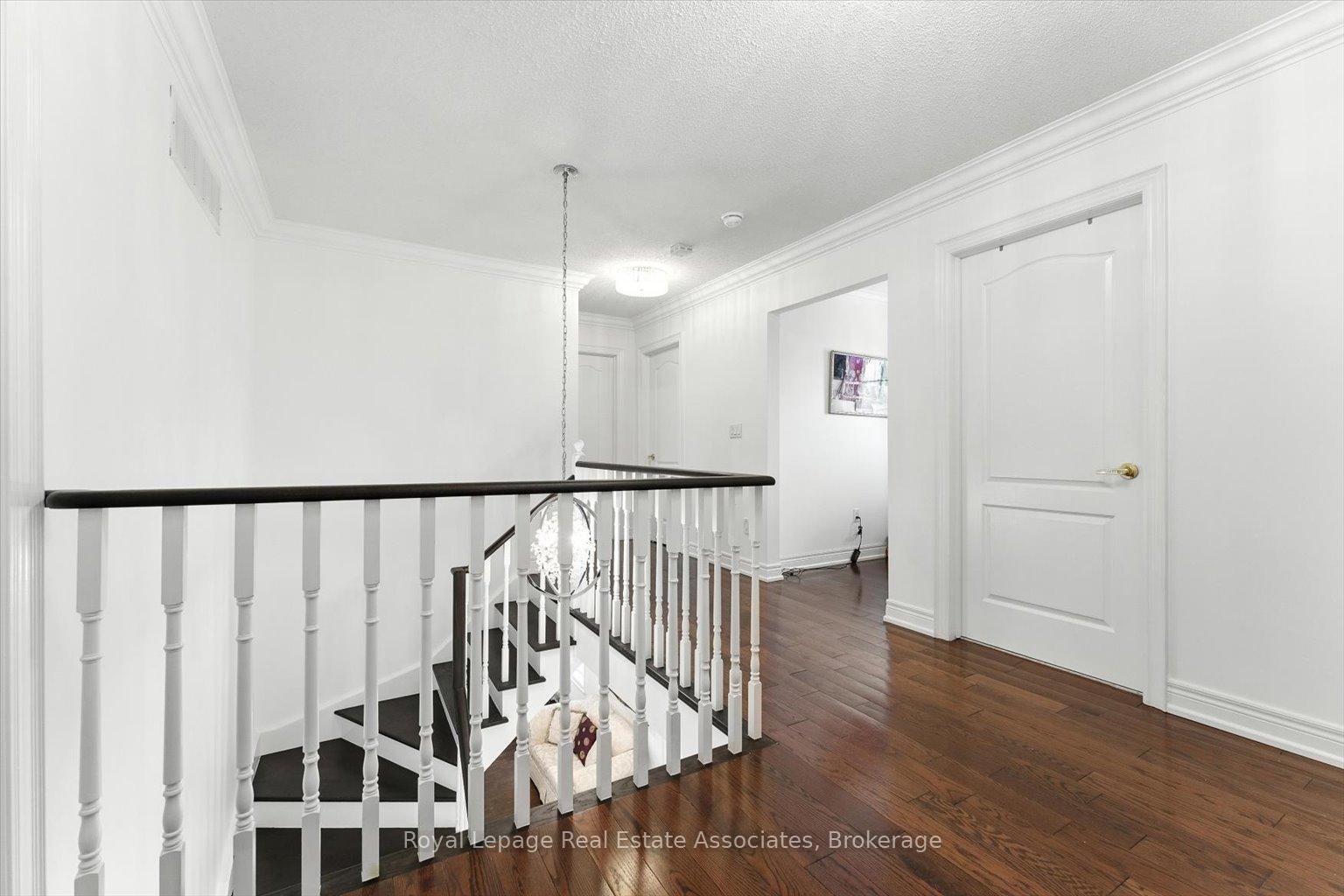 Photo 21 of 27 Grouse Lane, Brampton, Bram West — HOMEH